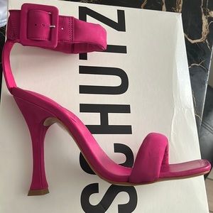 pink Schultz heel size 8 brand new hot pink heels